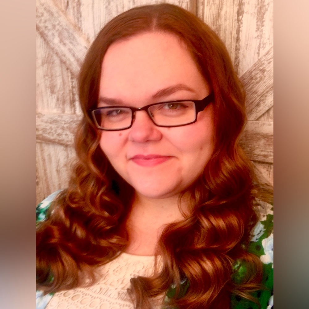 Meet your Posher, Leah